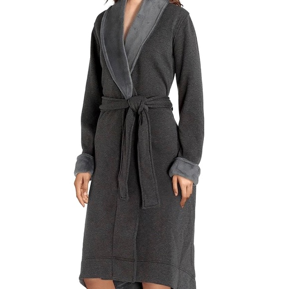Like New! UGG Deffield Black Fleece Lined Robe - Picture 2 of 11
